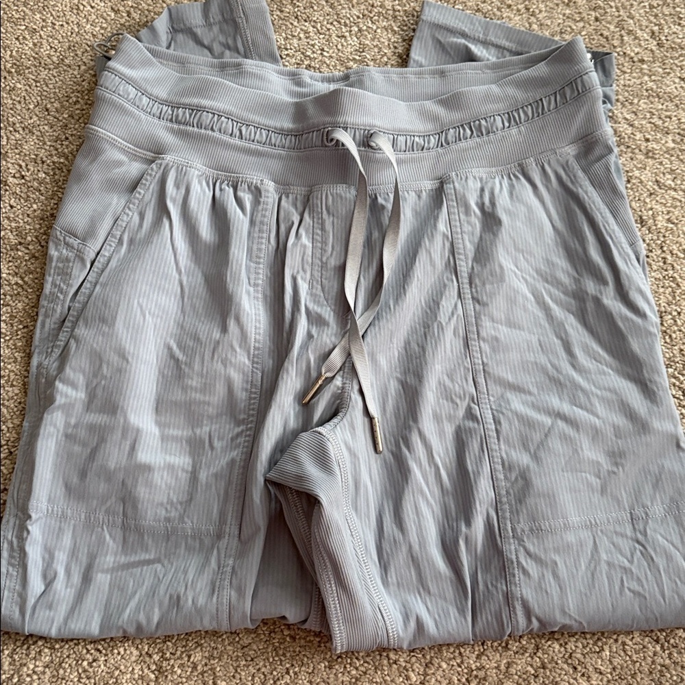 Lululemon Dance Studio Crop *25" In Chambray - Picture 3 of 6